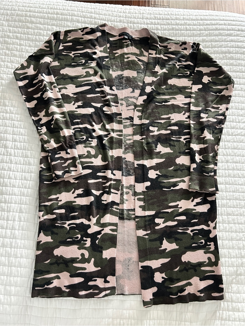 Sanctuary Pink & Olive Green Camo Knit cardigan